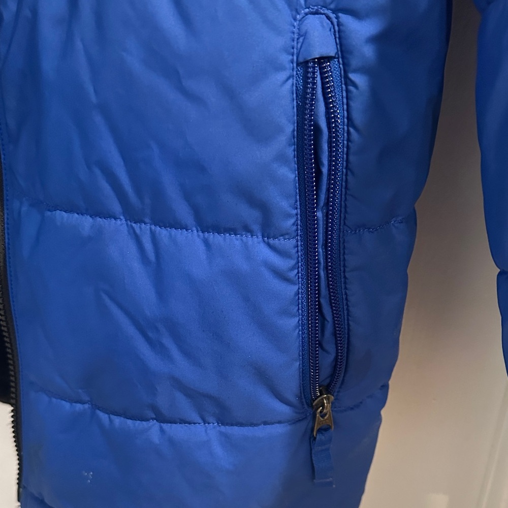 Boy’s North Face Reversible Jacket - Picture 7 of 14